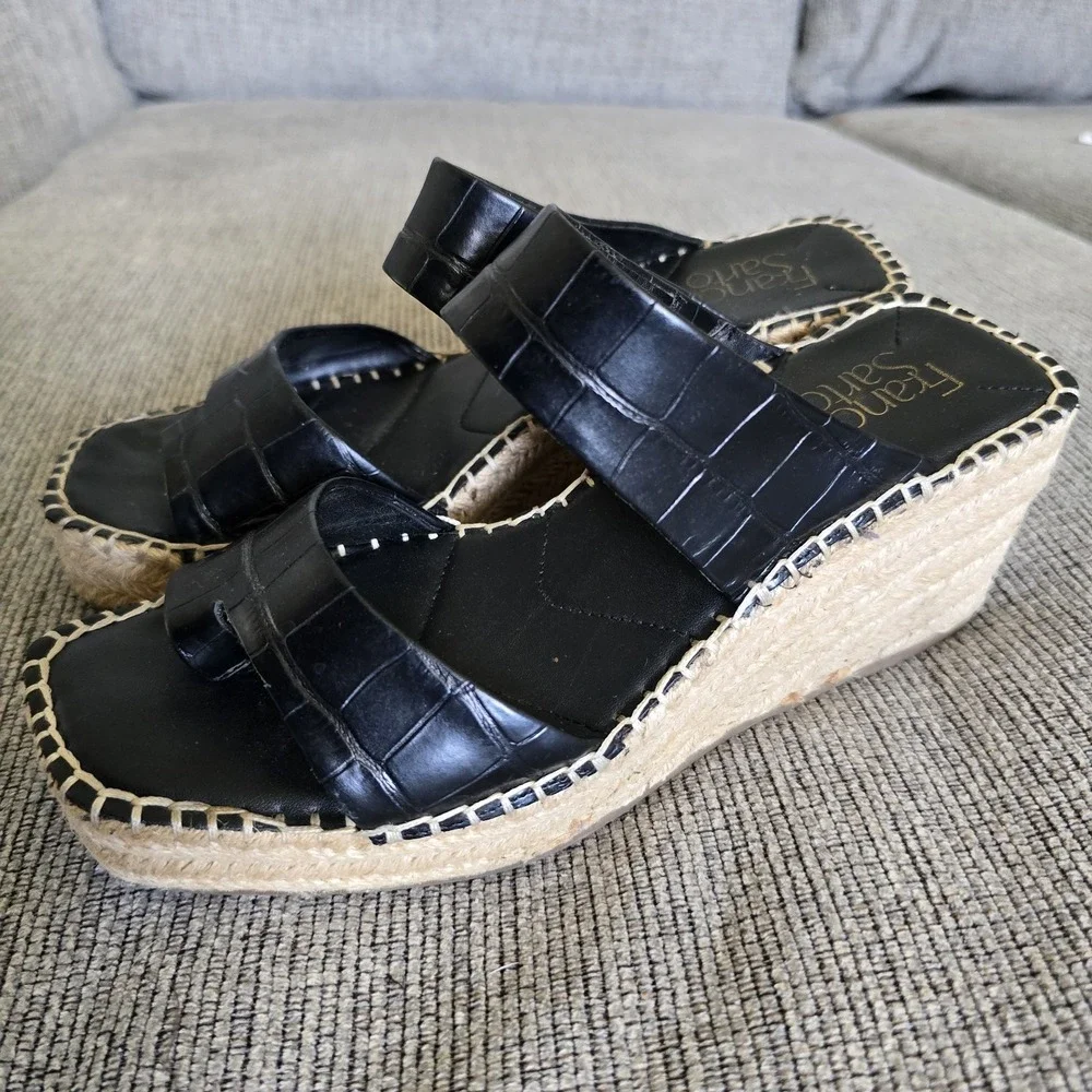 Franco Sarto 8 M Clave Black Embossed Croco Leather Espadrille Wedge Sandals.‎
